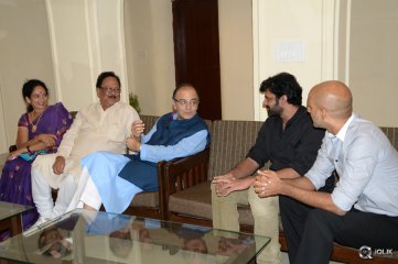 Prabhas and Producer Devineni Prasad Meet Top Politicians